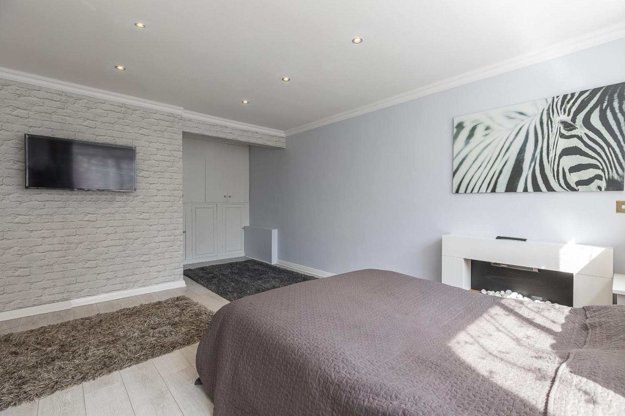 Gorgeous 4 Bedrooms Apartment Near Hyde Park And Oxford St Londra Exterior foto
