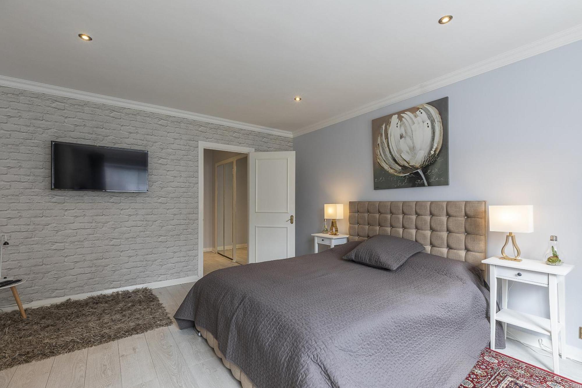 Gorgeous 4 Bedrooms Apartment Near Hyde Park And Oxford St Londra Exterior foto