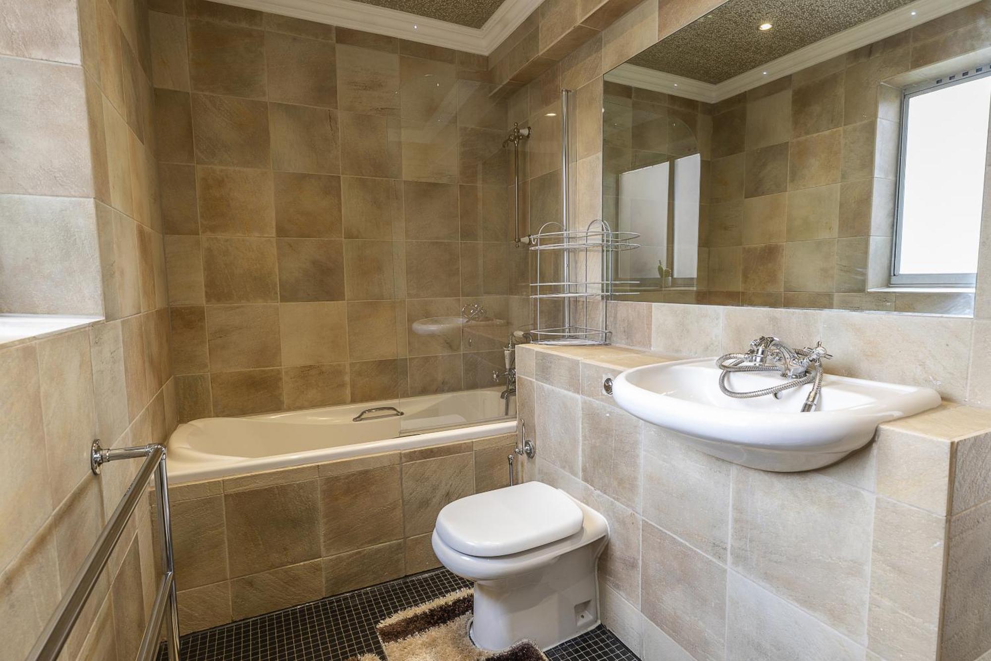 Gorgeous 4 Bedrooms Apartment Near Hyde Park And Oxford St Londra Exterior foto